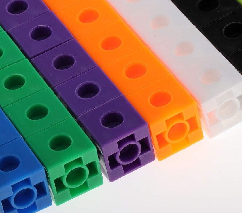 Splicing square plastic toys